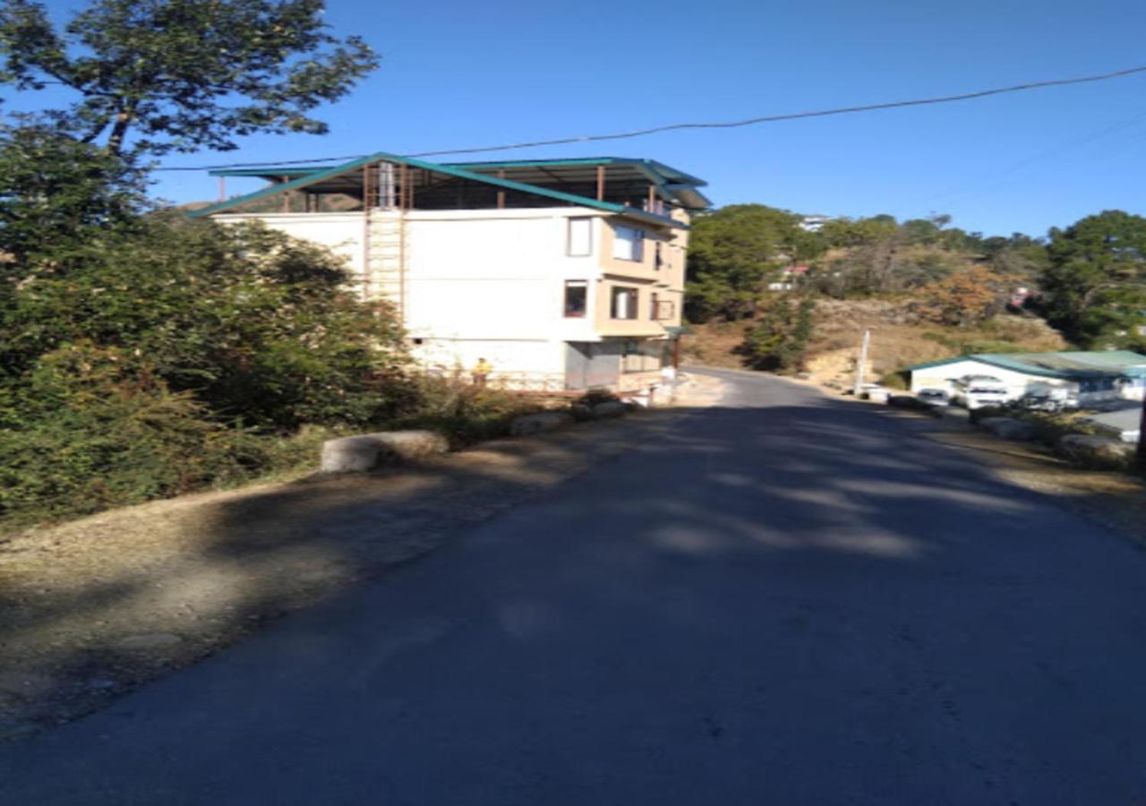 The Alpine Retreat Hotell Shimla Exteriör bild
